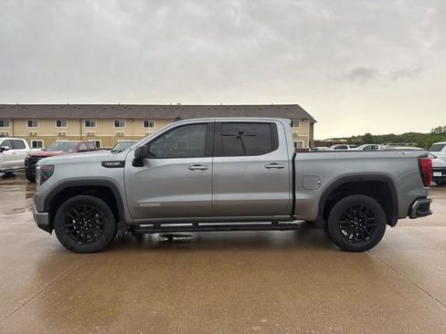 Used 2024 GMC Sierra 1500 Elevation AWD/4WD image 7