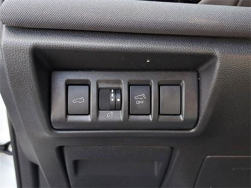 Used 2023 Subaru Outback Premium image 23