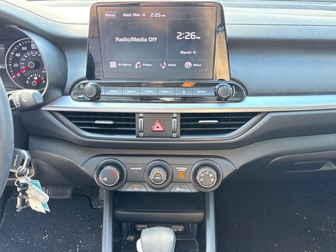 Used 2023 Kia Forte LXS w/ LXS Technology Package image 23