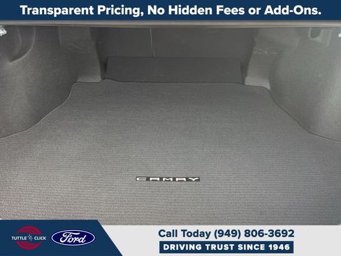 Used 2022 Toyota Camry SE w/ Carpet Mat Package (TMS) FWD image 37