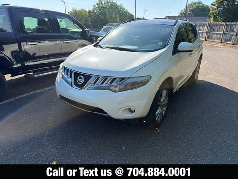 Used 2010 Nissan Murano LE w/ Navigation Pkg FWD image 1