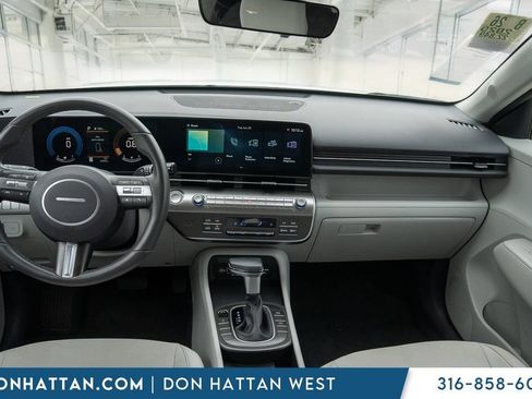 Used 2025 Hyundai Kona SEL AWD/4WD image 5