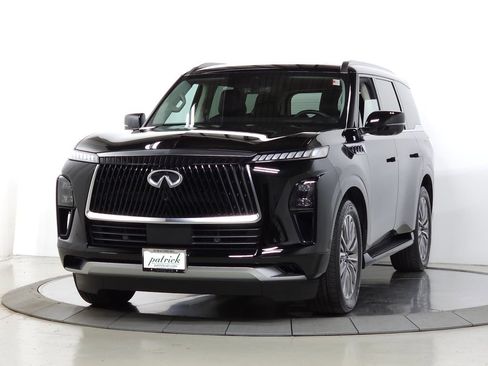 Used 2025 INFINITI QX80 Luxe AWD/4WD image 4