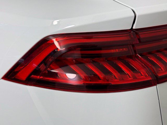 Used 2019 Audi Q8 Premium Plus w/ Premium Plus AWD/4WD image 13