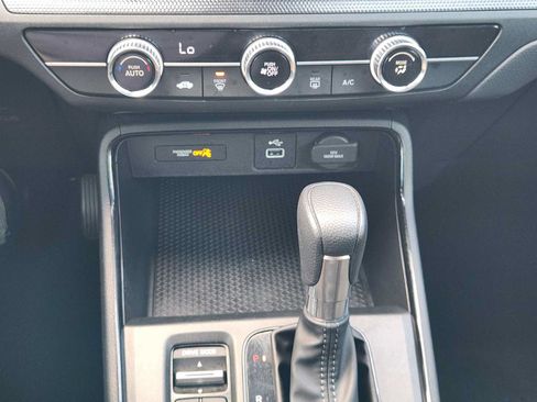 Used 2024 Honda CR-V LX image 18