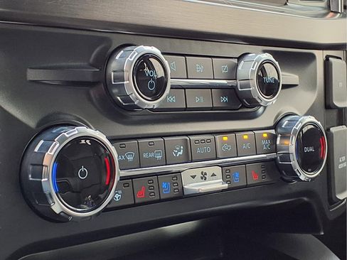 Used 2023 Ford F250 Lariat w/ Lariat Ultimate Package image 23