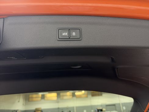 Used 2023 Audi Q3 2.0T Premium image 31