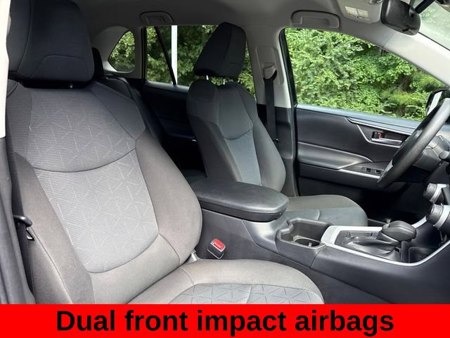 Used 2025 Toyota RAV4 XLE FWD image 28