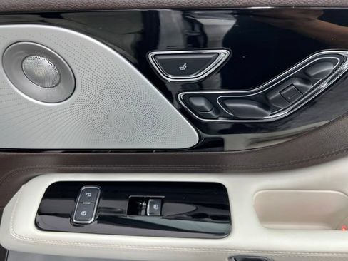 Used 2024 Lincoln Aviator Black Label AWD/4WD image 27