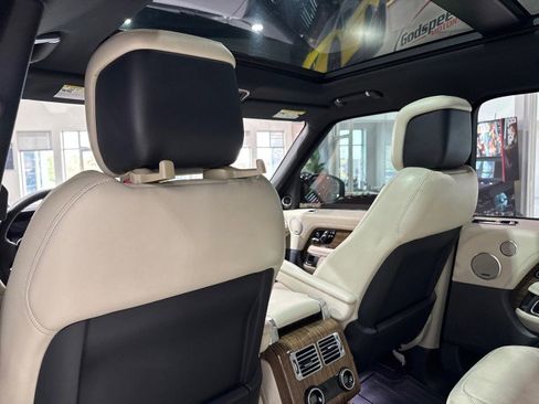 Used 2019 Land Rover Range Rover HSE image 38