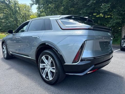 Used 2024 Cadillac Lyriq Tech w/ Driver Assist Package AWD/4WD image 3