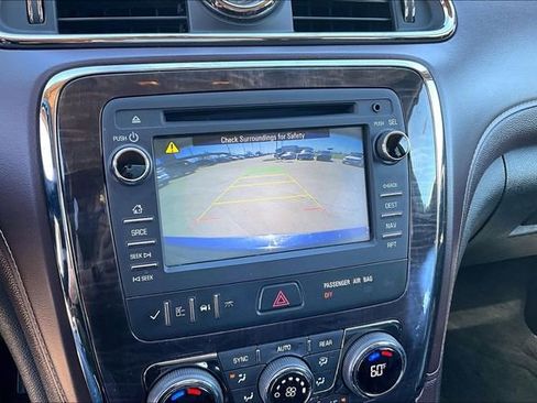 Used 2015 Buick Enclave Leather image 23