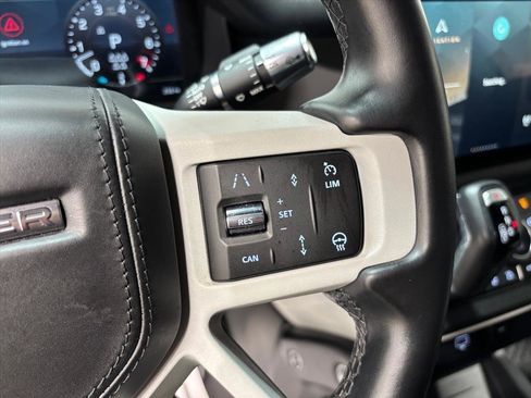 Used 2022 Land Rover Defender 110 XS Edition image 20