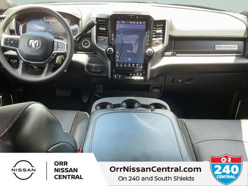 Used 2026 RAM 2500 Laramie AWD/4WD image 15