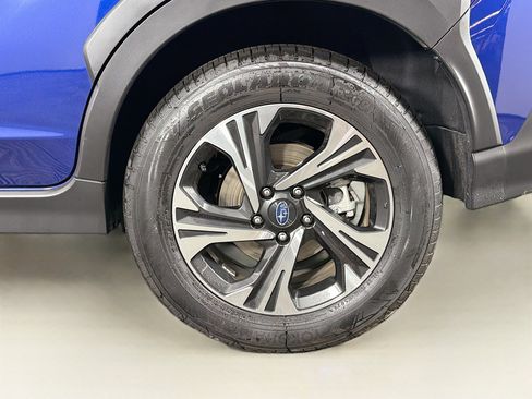 Used 2025 Subaru Crosstrek 2.0i Premium image 31