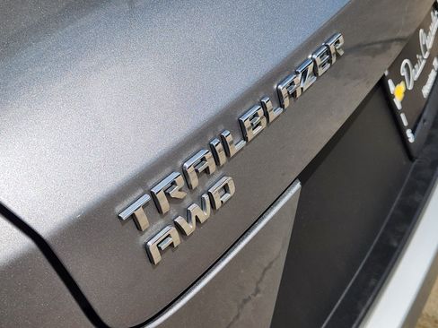 Certified 2025 Chevrolet TrailBlazer LT AWD/4WD image 13