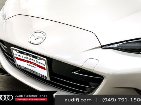 Used 2022 MAZDA MX-5 Miata RF Grand Touring w/ Weather Package image 10