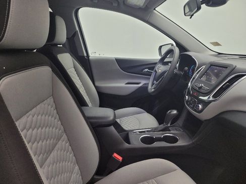 Used 2021 Chevrolet Equinox LT image 21
