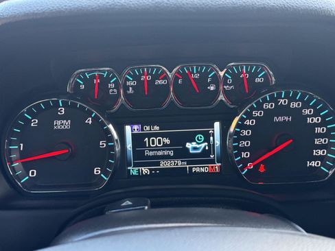 Used 2016 Chevrolet Suburban LTZ image 19