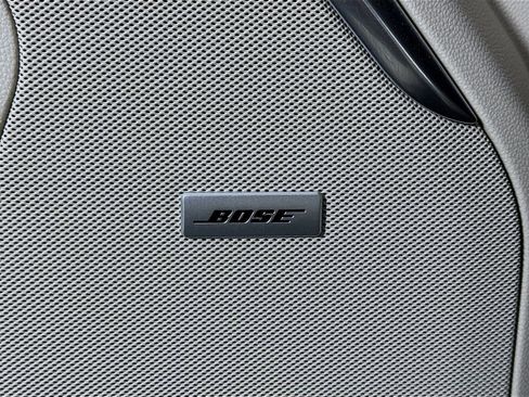 Used 2021 GMC Yukon Denali w/ Denali Premium Package image 24