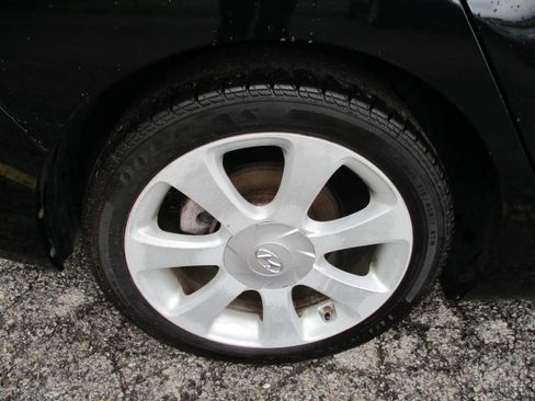 Used 2011 Hyundai Elantra Limited FWD image 26