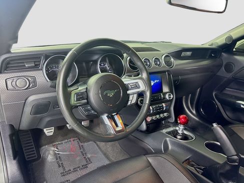 Used 2019 Ford Mustang GT Premium w/ GT Performance Package RWD image 9