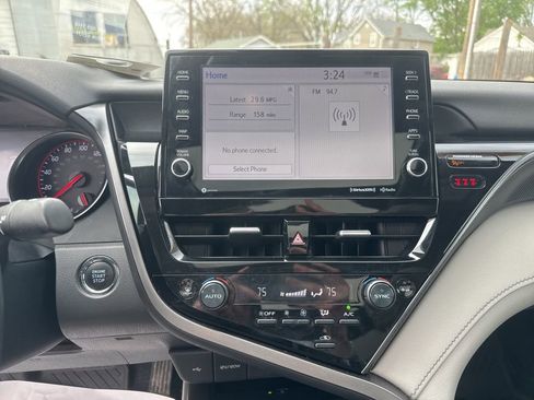 Used 2023 Toyota Camry XSE w/ Cold Weather Package image 17