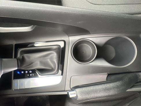 New 2026 Hyundai Elantra SE FWD image 12
