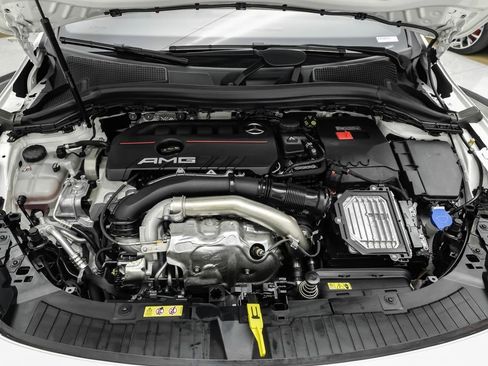 Used 2025 Mercedes-Benz GLA 35 AMG 4MATIC w/ Exclusive Trim Package image 46