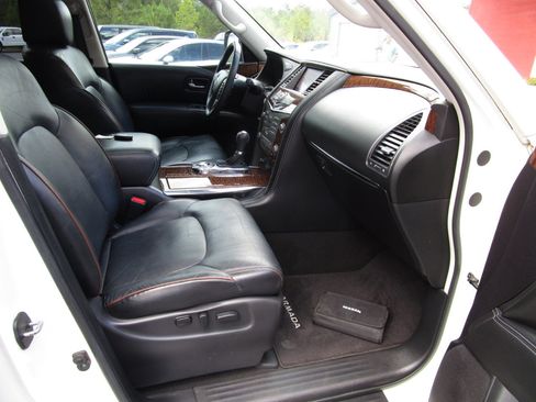 Used 2019 Nissan Armada Platinum w/ Captain's Chairs Package image 32