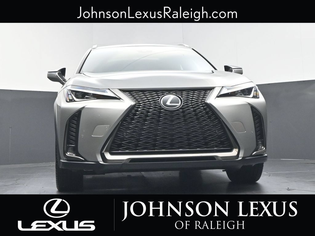 Used 2019 Lexus UX 200 F Sport w/ F Sport Premium Package FWD image 16