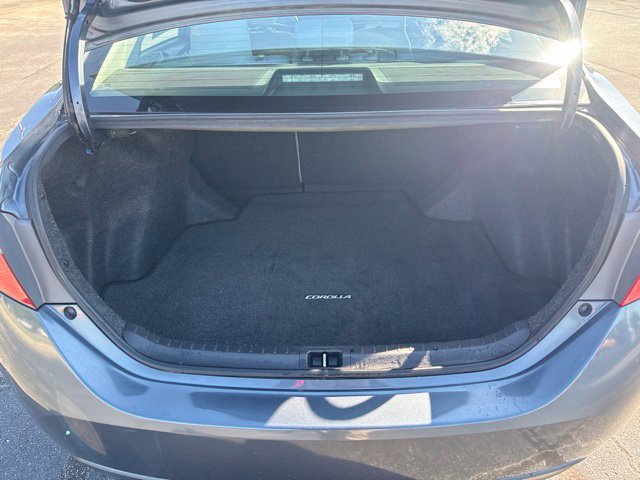 Used 2015 Toyota Corolla LE FWD image 25