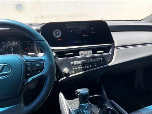 Used 2023 Lexus ES 300h w/ Premium Package FWD image 15