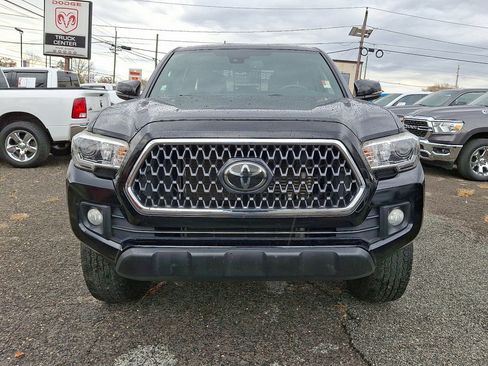 Used 2019 Toyota Tacoma TRD Off-Road image 8