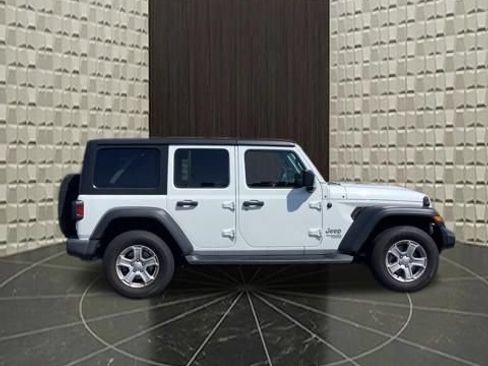 Certified 2019 Jeep Wrangler Unlimited Sport S AWD/4WD image 3