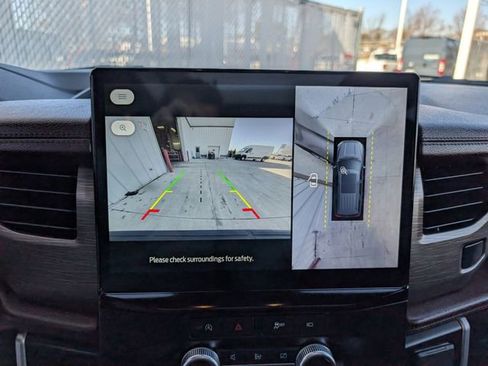 Used 2024 Ford Expedition Limited image 20