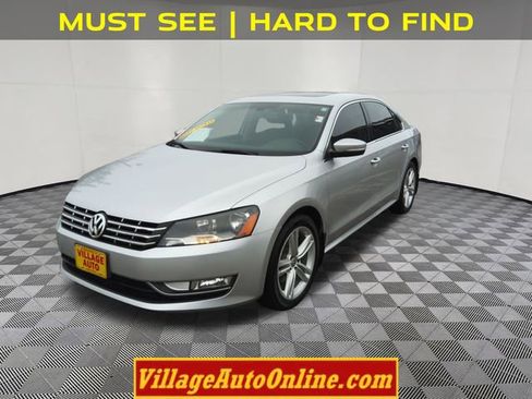 Used 2013 Volkswagen Passat 3.6 SE image 1