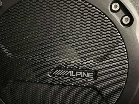 New 2025 Jeep Wrangler Sahara w/ Technology Group image 27