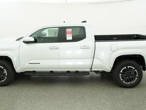 New 2026 Toyota Tacoma TRD Sport AWD/4WD image 3