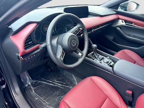 New 2026 MAZDA MAZDA3 Hatchback w/Premium Plus Pkg AWD/4WD image 10