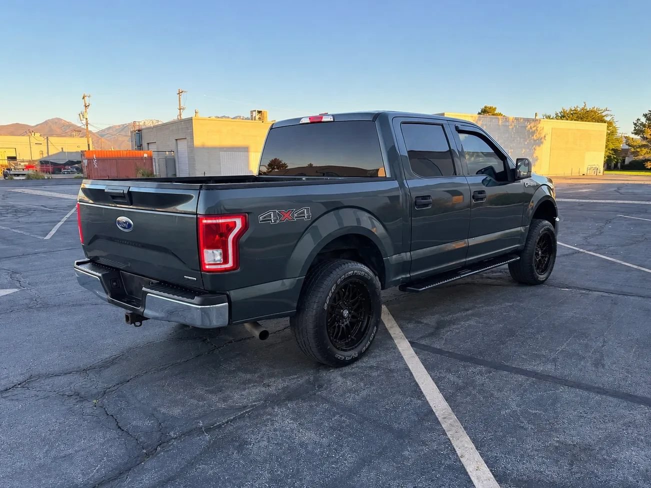 Used 2015 Ford F150 XLT AWD/4WD image 5
