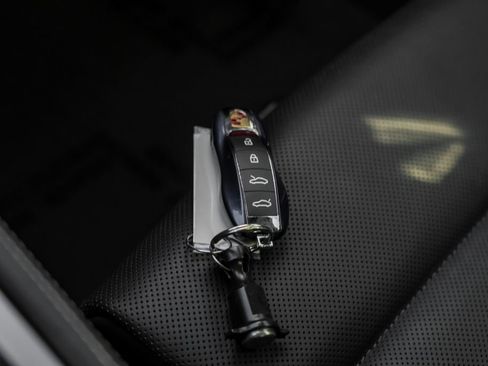 Used 2025 Porsche 718 Cayman RWD image 55