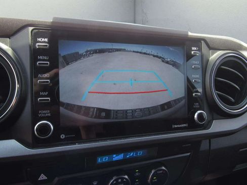 Used 2021 Toyota Tacoma TRD Off-Road RWD image 18