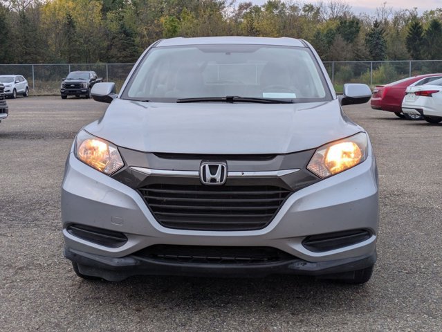 Used 2018 Honda HR-V LX image 2