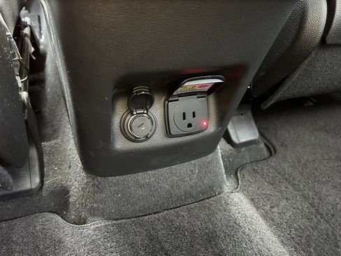 Used 2023 Kia Telluride SX Prestige image 14