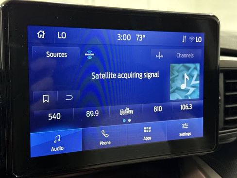 Used 2023 Ford Explorer 4WD image 14