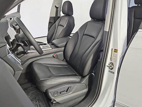 Used 2020 Audi Q7 3.0T Premium image 22