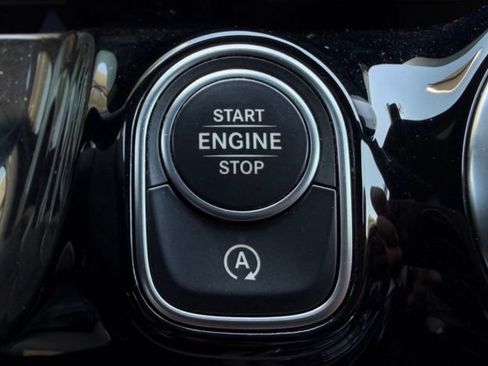 Used 2023 Mercedes-Benz GLA 250 4MATIC image 23