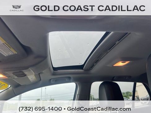 Used 2019 Chevrolet Trax LT w/ Sun & Sound Package AWD/4WD image 13