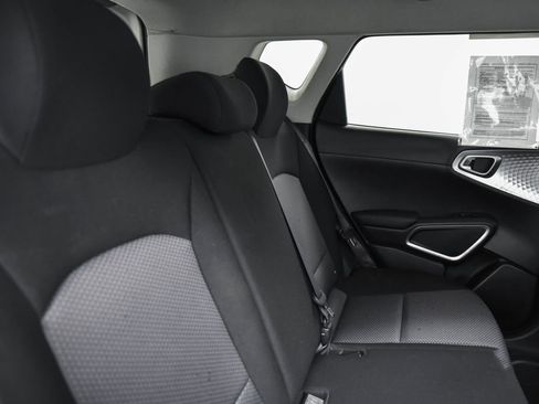 Used 2024 Kia Soul LX w/ Option Group 015 image 14